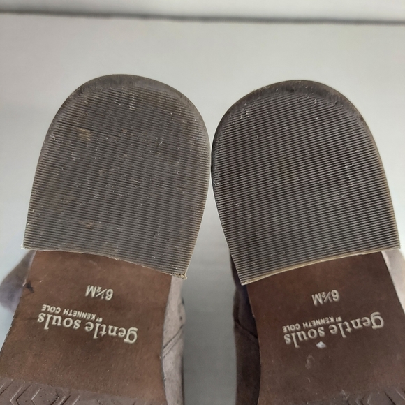 Gentle Souls by Kenneth Cole Blane Ankle Boots - Picture 12 of 16